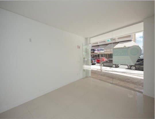 Sala Comercial 92 m² em Bal. Camboriú