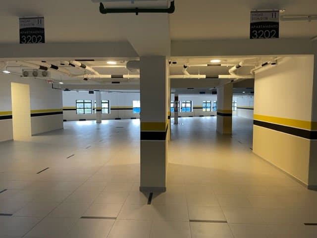 Cobertura de 3 quartos com 3 suítes e 240 m² em Centro, Bal. Camboriú