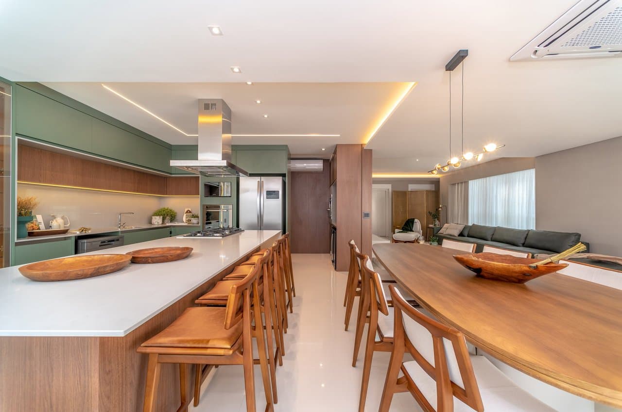 Apartamento de 4 quartos com 4 suítes e 237 m² em Centro, Bal. Camboriú