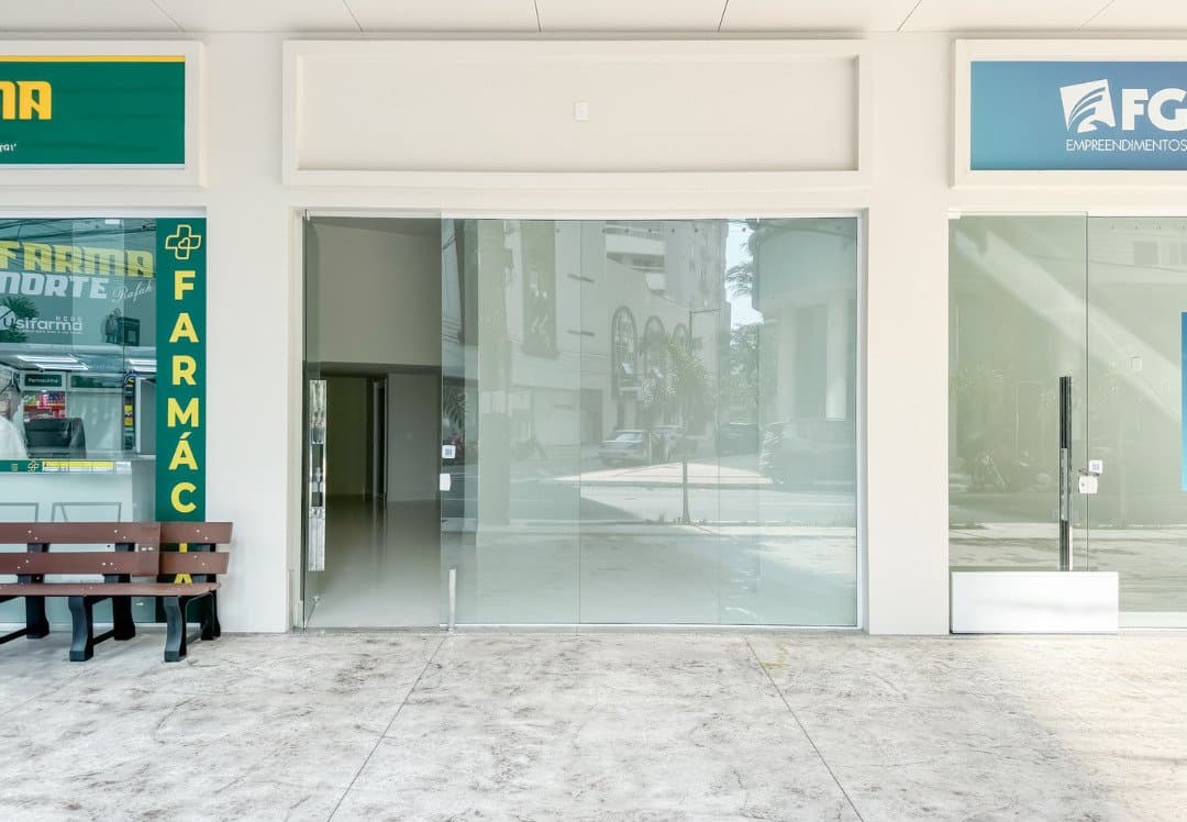 Sala Comercial 47 m² em Pioneiros, Bal. Camboriú