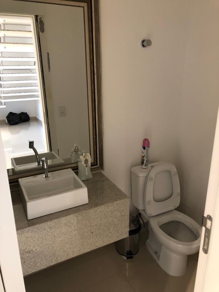 Sala Comercial 227 m² em Centro, Bal. Camboriú