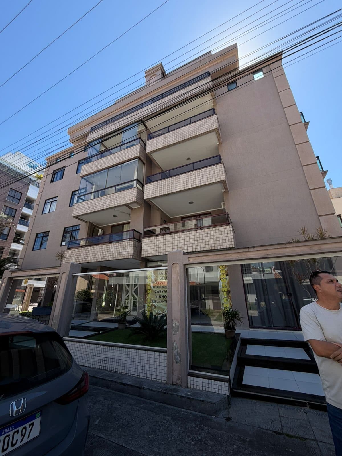 Apartamento de 2 quartos e 48 m² em Bombinhas