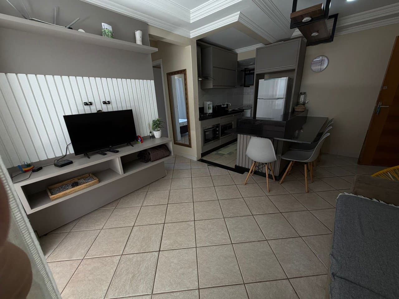 Apartamento de 2 quartos e 48 m² em Bombinhas