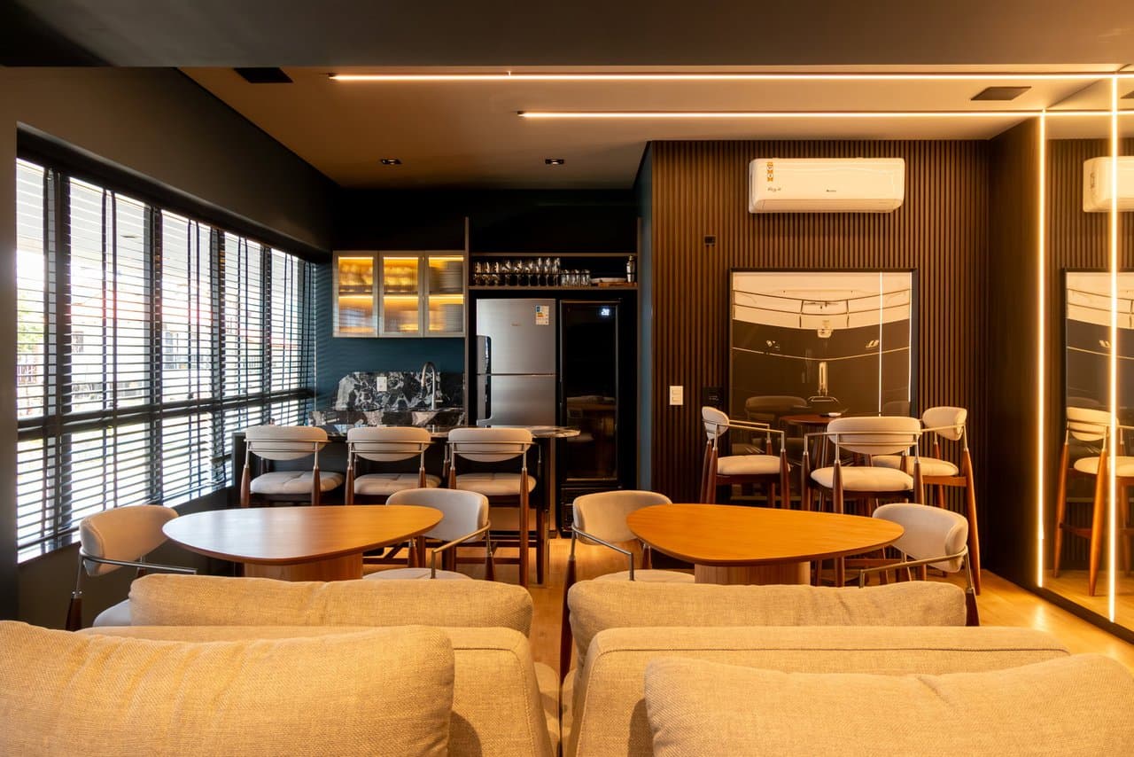 Apartamento de 4 quartos com 4 suítes e 230 m² em Bombinhas
