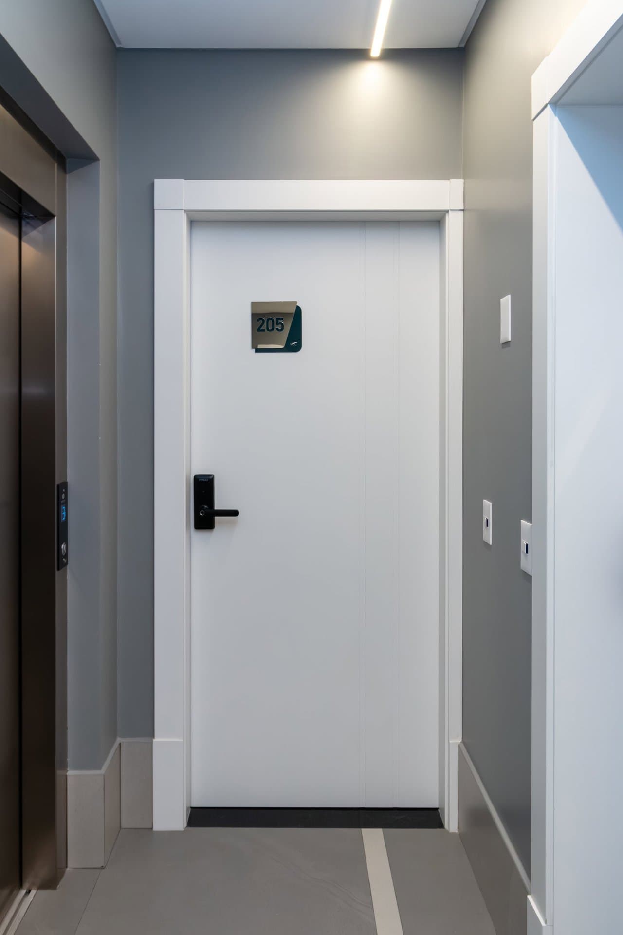 Apartamento de 3 quartos com 3 suítes e 105 m² em Bombinhas