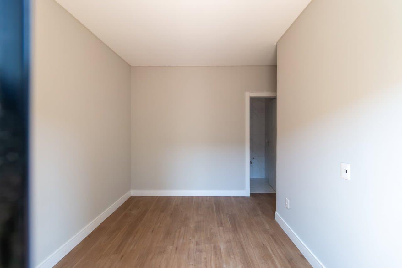 Apartamento de 3 quartos com 3 suítes e 105 m² em Bombinhas