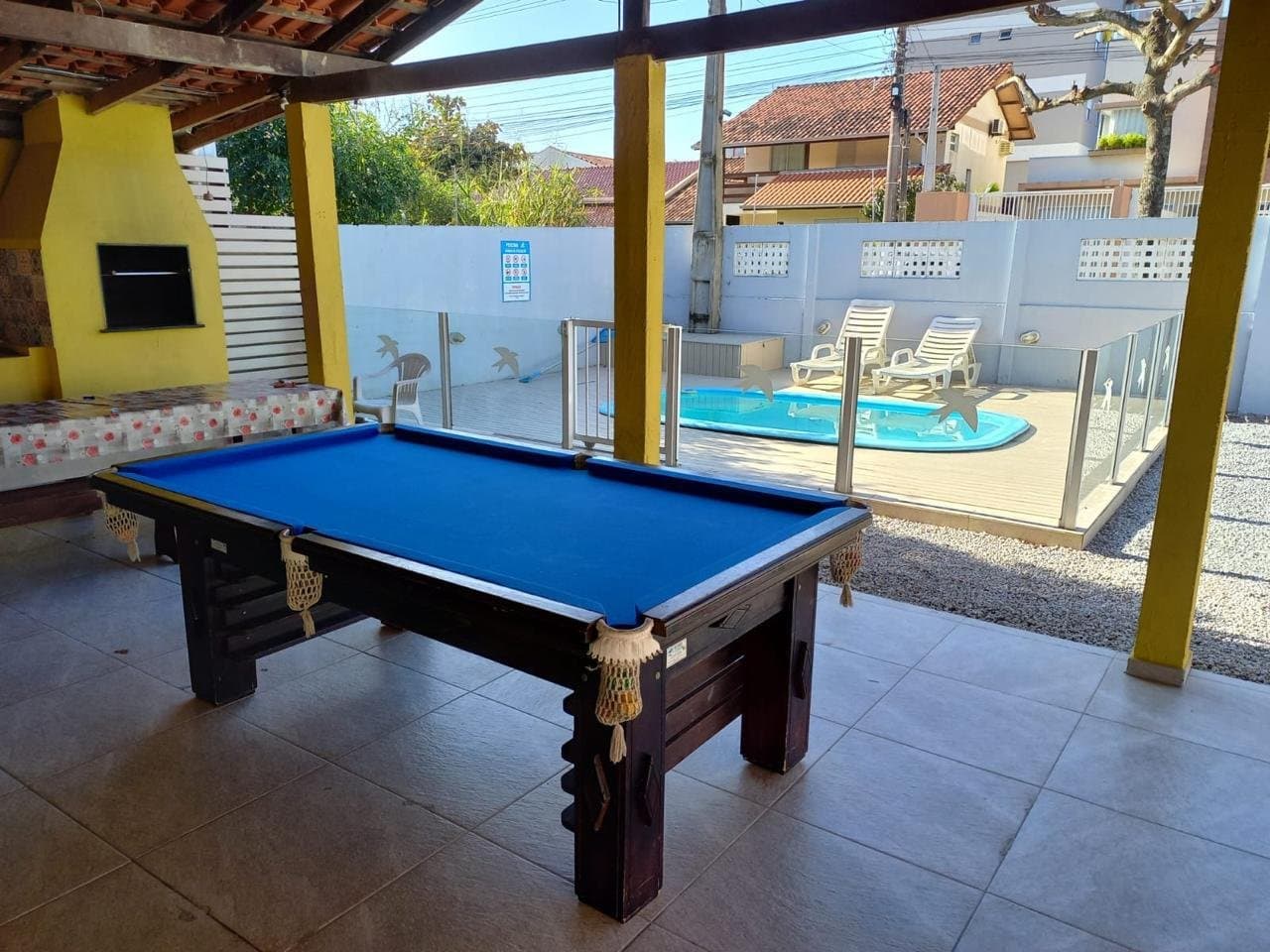 Casa de 2 quartos com 1 suíte e 190 m² em Bombinhas