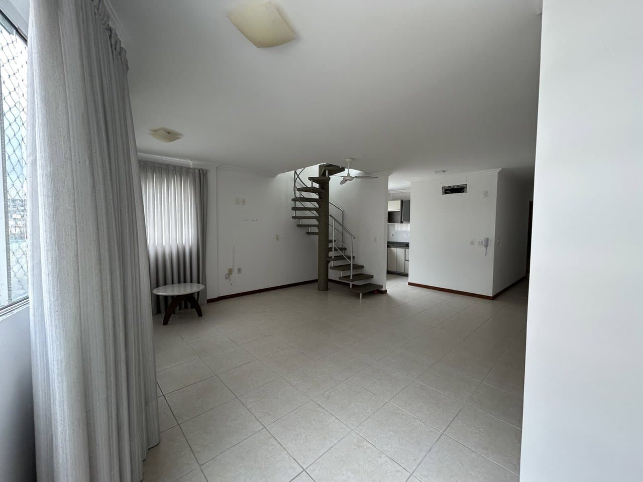 Apartamento de 2 quartos com 1 suíte e 109 m² em Bombinhas