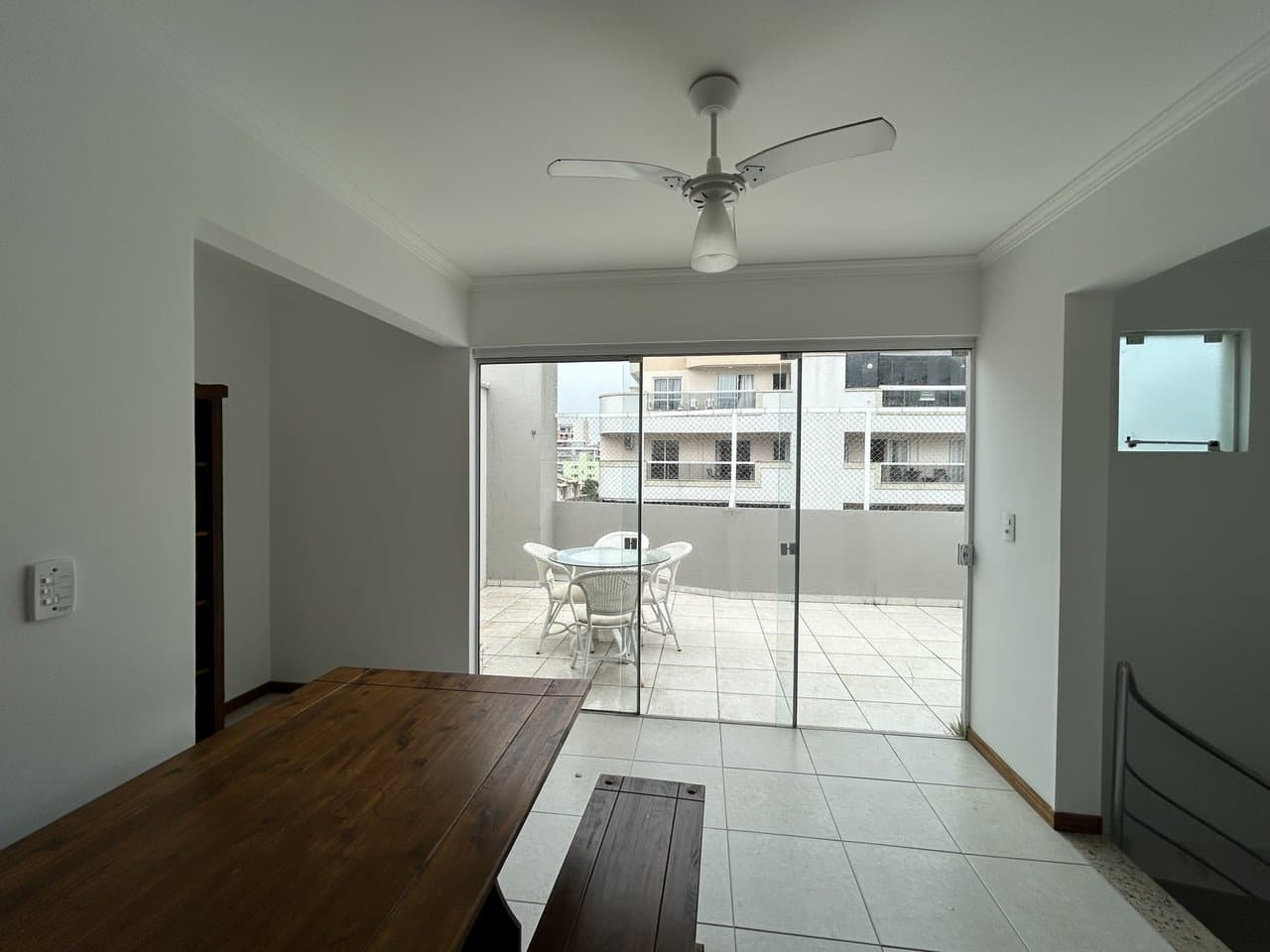 Apartamento de 2 quartos com 1 suíte e 109 m² em Bombinhas