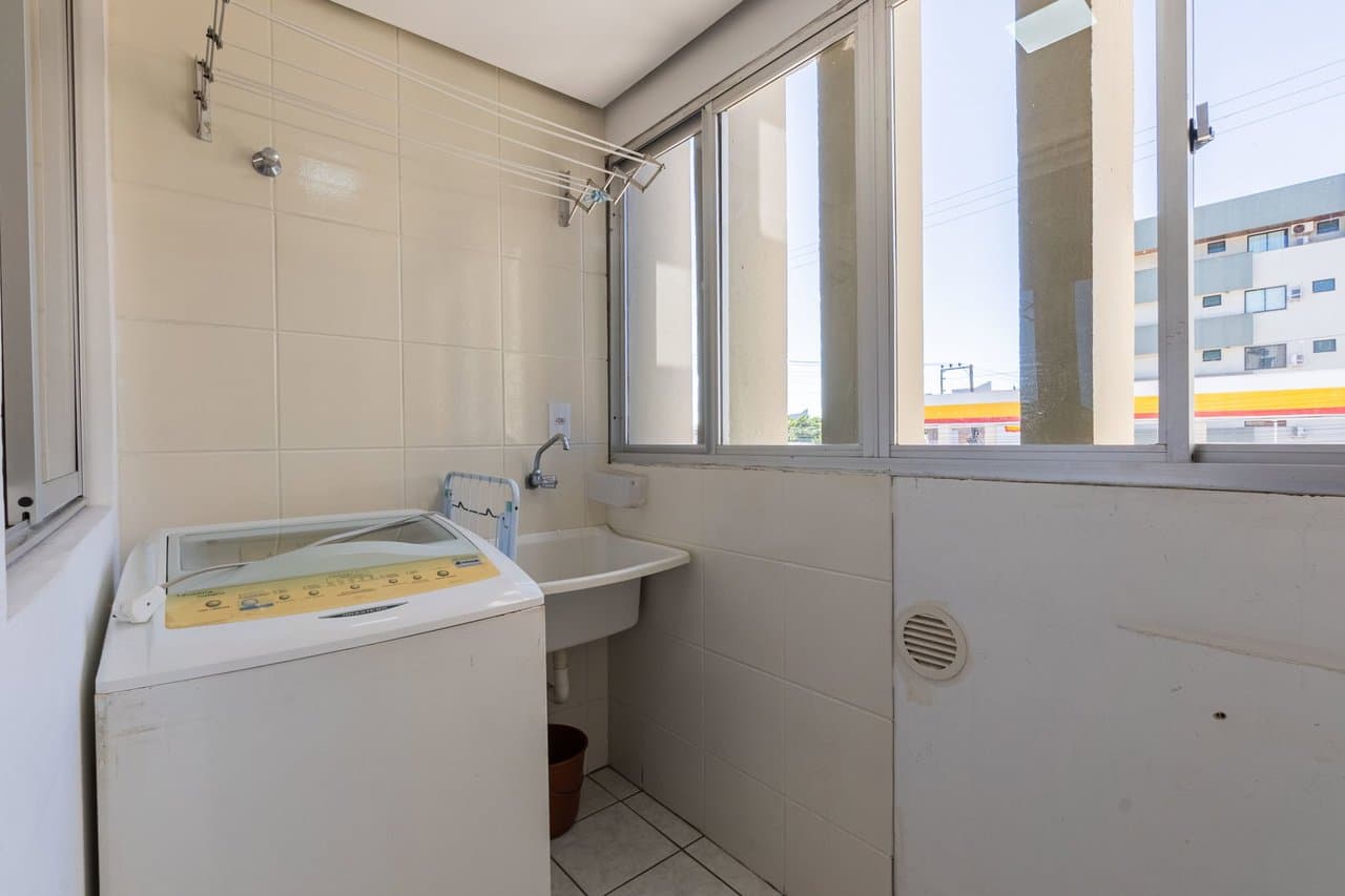 Apartamento de 2 quartos com 1 suíte e 83 m² em Bombinhas