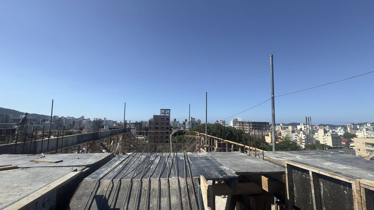 Cobertura de 3 quartos com 3 suítes e 103 m² em Bombas, Bombinhas