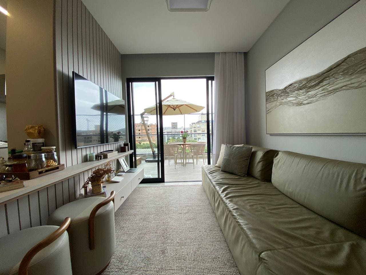 Apartamento de 3 quartos com 3 suítes e 160 m² em Bombinhas