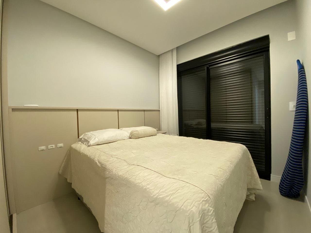 Apartamento de 3 quartos com 3 suítes e 160 m² em Bombinhas