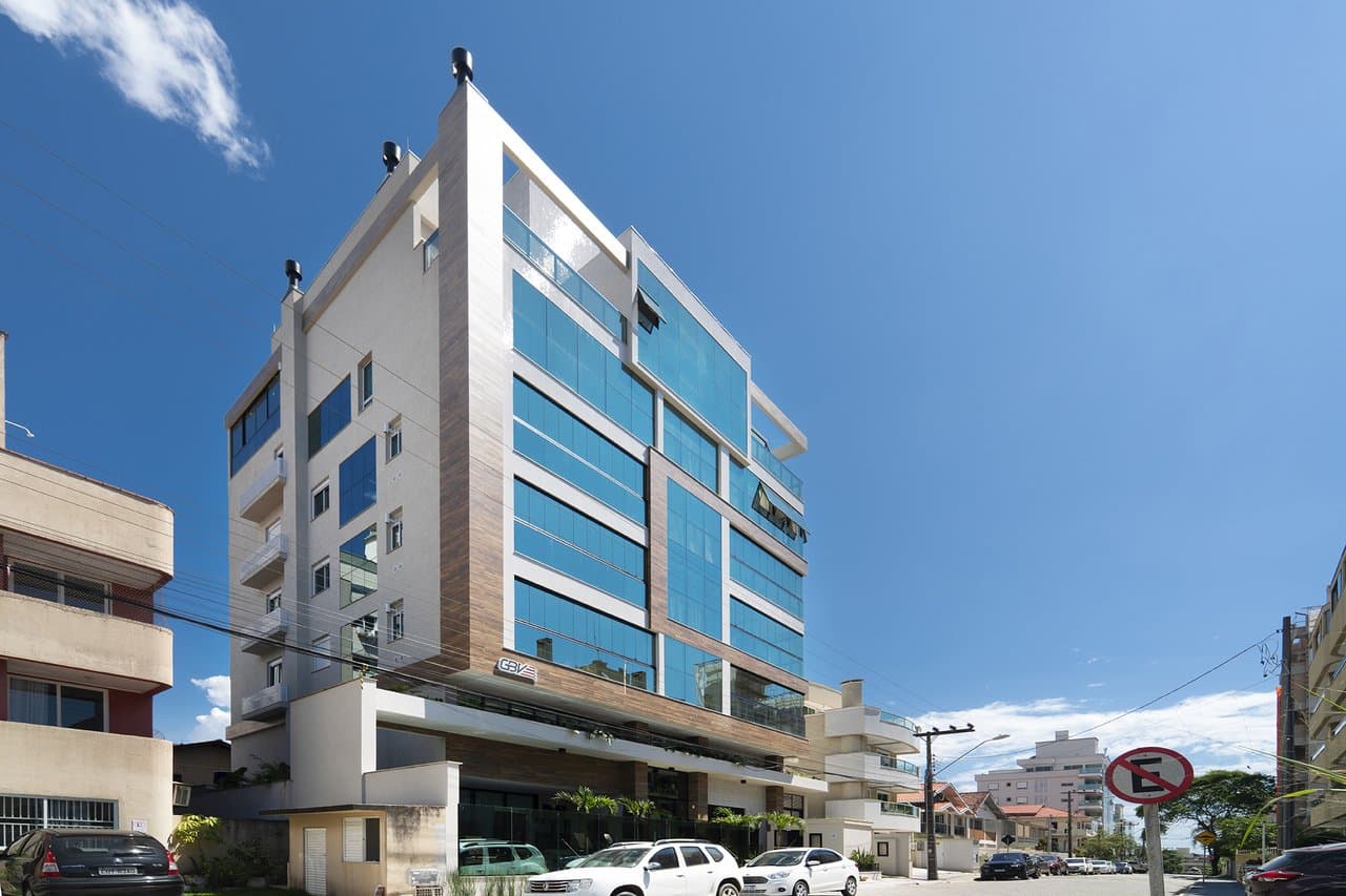 Cobertura de 3 quartos com 1 suíte e 206 m² em Bombinhas