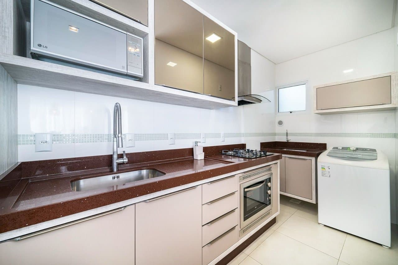 Cobertura de 3 quartos com 2 suítes e 212 m² em Bombinhas