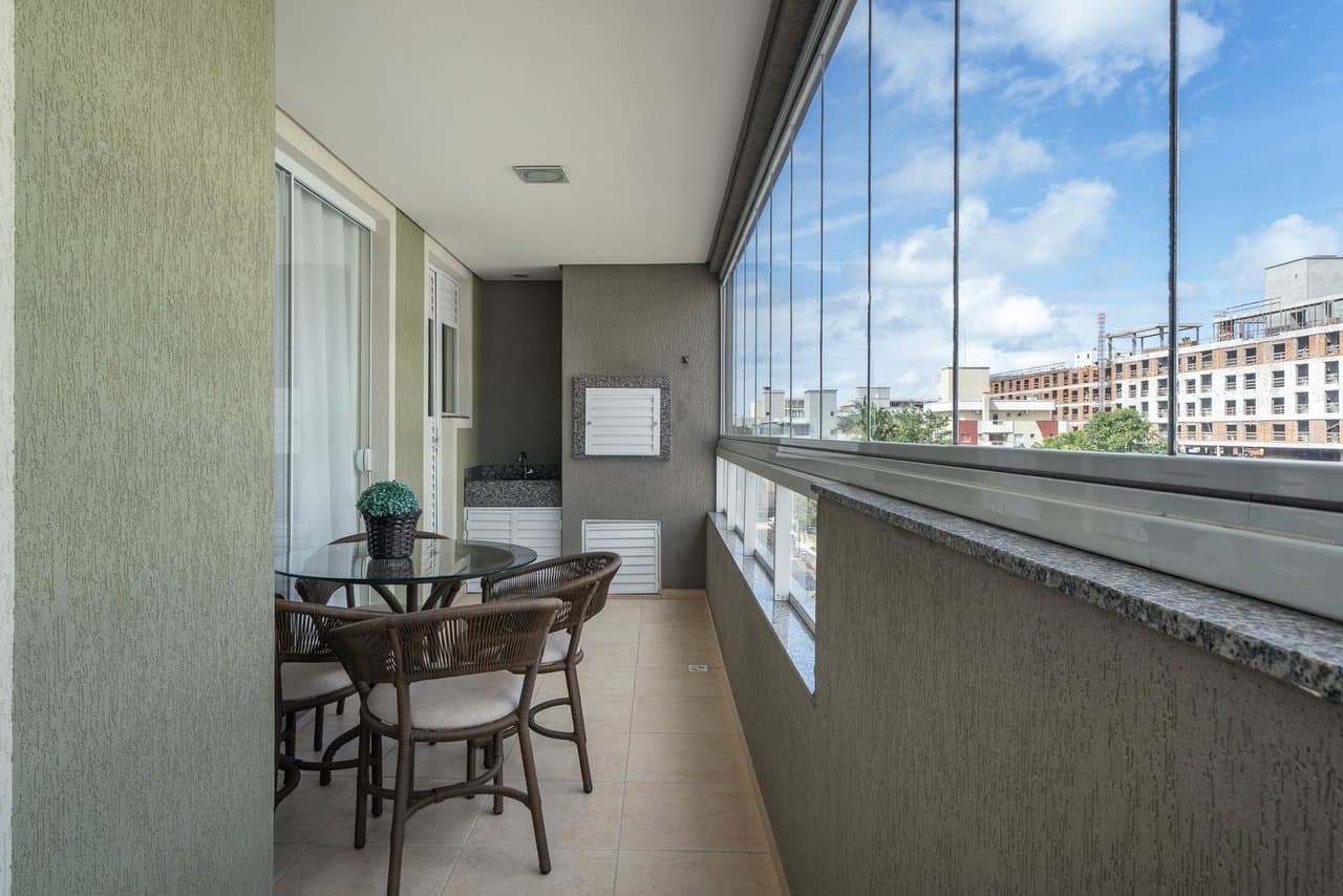 Apartamento de 3 quartos com 1 suíte e 95 m² em Bombinhas