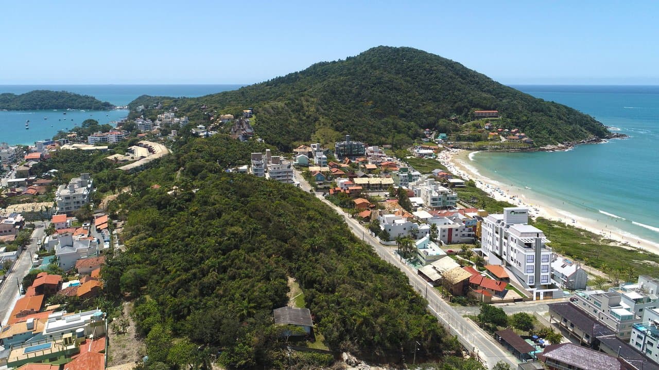 Apartamento de 3 quartos com 3 suítes e 144 m² em Bombinhas